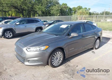 2014 Ford Fusion Hybrid Se из США, поврежденный, VIN 3FA6P0LU5ER222129